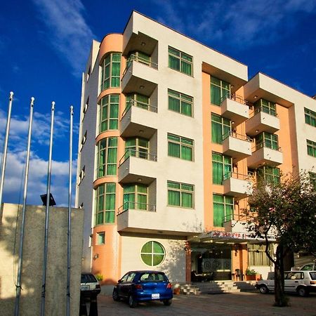 Hera Addis Hotel Exterior photo